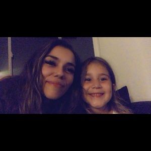 Meet your Posher, Elisa